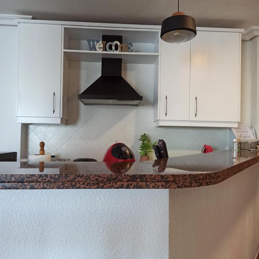 Apartamento En 1ª Línea Con Piscina *